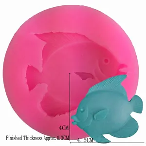 Pink silicone fish mold for fondant cake decorating, measuring 4cm x 4.5cm and 0.3cm thick