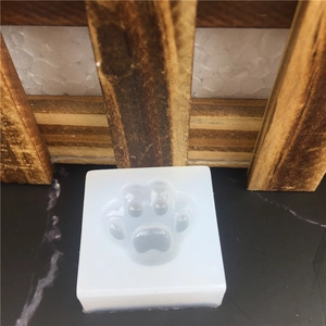 Square paw print silicone mold for DIY cake fondant, soap and resin craft decorating