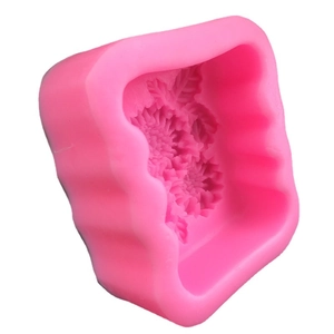 Stampo quadrato in silicone rosa con motivi floreali per torte fondant e sapone artigianale