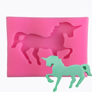 Unicorn Shape Silicone Mold For Cake Decoration Handmade Fondant Chocolate Candy Craft DIY Baking Tool Animal Design Mold
