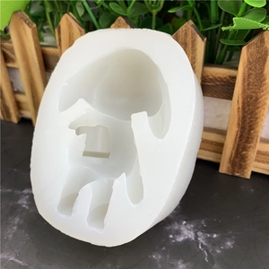 Stampo 3D in silicone con simpatico coniglio dalle orecchie lunghe e cesto per sapone
