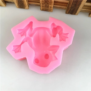 Moule en silicone rose en forme de grenouille pour savon DIY et pâtisserie fondant