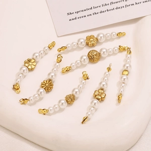 Vintage floral pearl double-hole connectors in gold for DIY jewelry necklaces