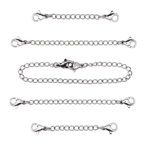 Cinq chaînes d'extension en acier inoxydable avec fermoirs homard pour bijoux DIY