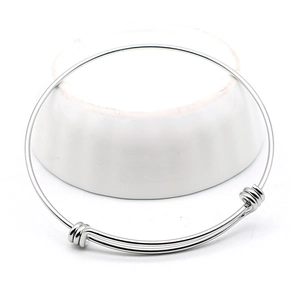 Polished silver stainless steel adjustable wire bracelet with expandable sliding knot design
