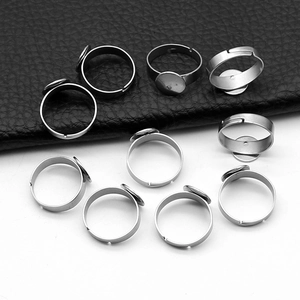 Base de anillo ajustable de acero inoxidable con bandeja redonda para joyas DIY