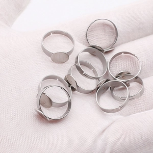 Bases de anillo ajustables de acero inoxidable con bandeja plana para DIY joyas