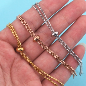 Pulsera bolo ajustable de 1,8 mm de acero inoxidable en color oro, oro rosa y plata