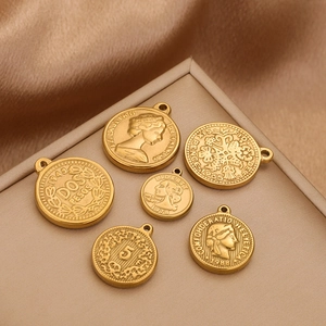 Gold stainless steel queen coin pendant set for DIY necklaces and jewelry making