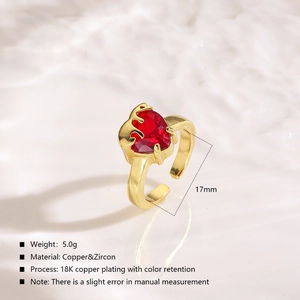 Bague ajustable en cuivre plaqué or 18 carats avec zircon cœur rouge et croix