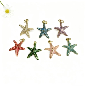 Pendentifs étoile de mer colorés en sept teintes pour création de bijoux DIY