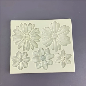 Détails du moule en silicone blanc à 5 cavités fleurs de marguerite pour décor de gâteau