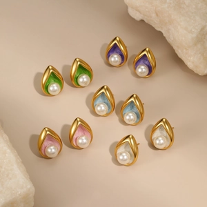 Fashionable 18K gold plated teardrop pearl earrings in five colorful enamel finishes