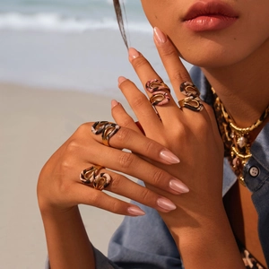 Luipaardprint roestvrijstalen sieradenset met gedraaide ring en parelketting voor dames