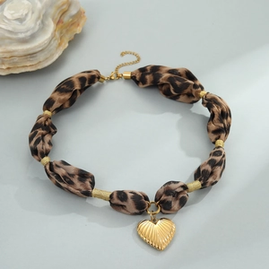 Sexy leopard print silk scarf necklace with large golden heart pendant in stainless steel