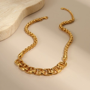 Chunky gold-plated stainless steel chain necklace with twisted texture for women
