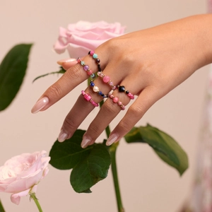 Colorful natural stone beaded rings set with 18K gold-plated stainless steel beads