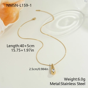 Details van roestvrijstalen slangenketting met zirkonia druppelhanger en maten