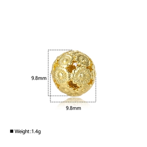 Detalle de cuenta de flor hueca dorada de 9,8mm para joyería DIY con peso de 1,4g