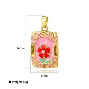 Pendentif fleur rectangulaire doré avec émail rose et perle pour la création de bijoux