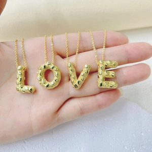 Onregelmatige 18k vergulde koperen letter L O V E hangers ketting voor dames