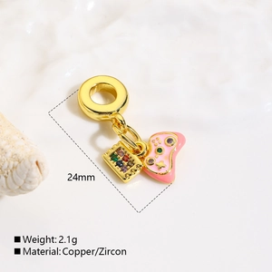 Makroansicht des Game-Controller-Anhängers aus Kupfer und Zirkon mit 24mm Höhe