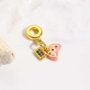 Goldener Game-Controller-Anhänger mit rosa Emaille und bunten Steinen für DIY-Schmuck