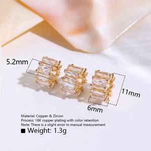 Makro-Detail von 18K vergoldeten Kupfer-Zwischenperlen mit Zirkon für DIY-Schmuckbau