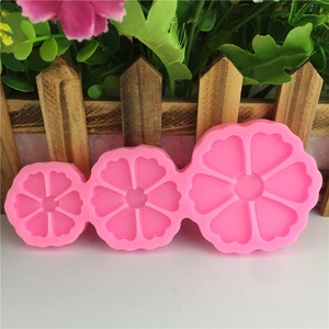 Moule en silicone rose trèfle à trois tailles pour fondant, résine et argile