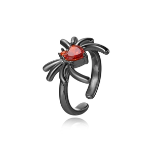 Anello ragno Halloween in metallo nero con una gemma rossa a forma di cuore