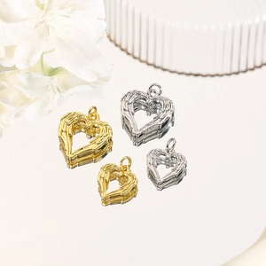 18k Gold Plated Copper Angel Wings Heart Pendant For DIY Jewelry Making Necklaces Findings Elegant Heart Charm Accessory