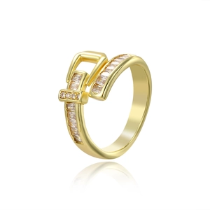Luxurious 18k gold plated belt buckle ring with sparkling crystal stones for men and women