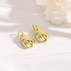 Par de colgantes ovalados dorados con textura martillada irregular para joyería DIY