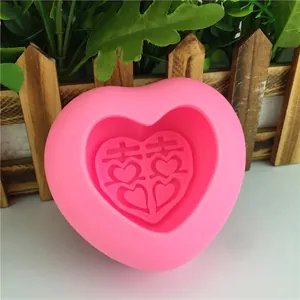 Moule en silicone rose en forme de cœur avec caractère chinois traditionnel Xi et relief