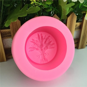 Rosa Silikonform mit Lavendelblüten-Muster für DIY-Seifen und Kuchen-Dekoration