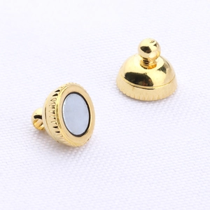 Polished gold magnetic jewelry clasp with hanging rings for DIY necklaces and bracelets