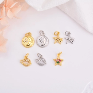 Pendentifs DIY en Cuivre Zirconia pour Création de Bijoux Lune Étoile Planète Terre Globe Plaqué Or 18K Accessoires pour Collier Boucles d'Oreilles