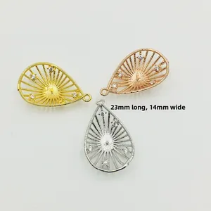Λήψη macro από μενταγιόν δάκρυ 23mm με ζιργκόν σε χρυσό, ροζ χρυσό και ασήμι