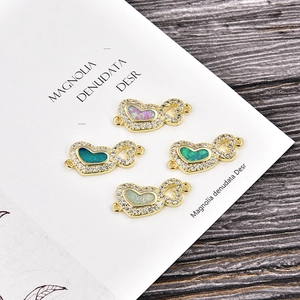 Pendentifs cœurs artisanaux en cuivre avec opale et zircone pour bracelets DIY