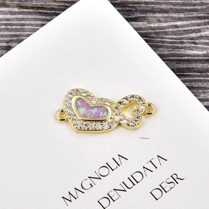 Connecteur double cœur avec opale rose et zircon blanc pour création de bijoux DIY