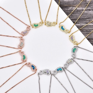 Bracelet ajustable à breloque cœur avec opale et zircon en or argent et or rose