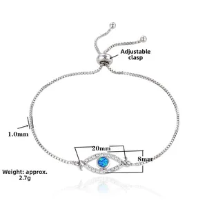 Détail de la chaîne réglable et pendentif œil d'opale pour la création de bracelets