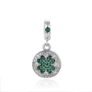 Polished S925 silver four-leaf clover pendant with green crystals and micro-pavé diamonds