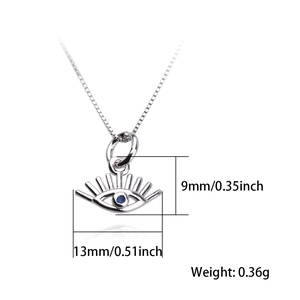 Pendentif œil bleu en argent avec détails de cils et oxyde de zirconium, 13 mm
