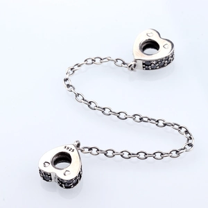 S925 Sterling Silber Herz-Sicherheitskette für DIY-Armbänder mit schwarzen Steinen
