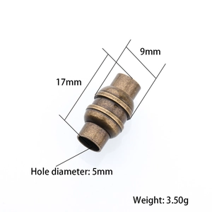 Dettagli tecnici di una chiusura magnetica in bronzo antico con foro da 5mm di diametro