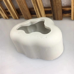 White cloud-shaped silicone mold for DIY fondant cake decorating and resin craft projects