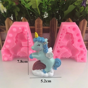 Unicorn silicone mold for mousse and cake decorating with dimensions 7.8cm height