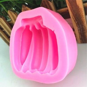 Pink silicone mold for banana-shaped 3D mousse cakes, handmade soaps and candles