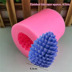 Stampo in silicone a forma di pigna per decorazione torte e sapone fatto a mano